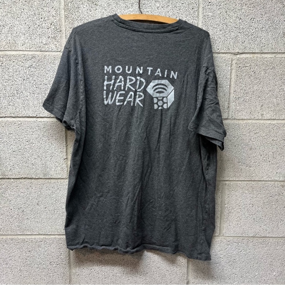 Mountain Hardwear t-shirt